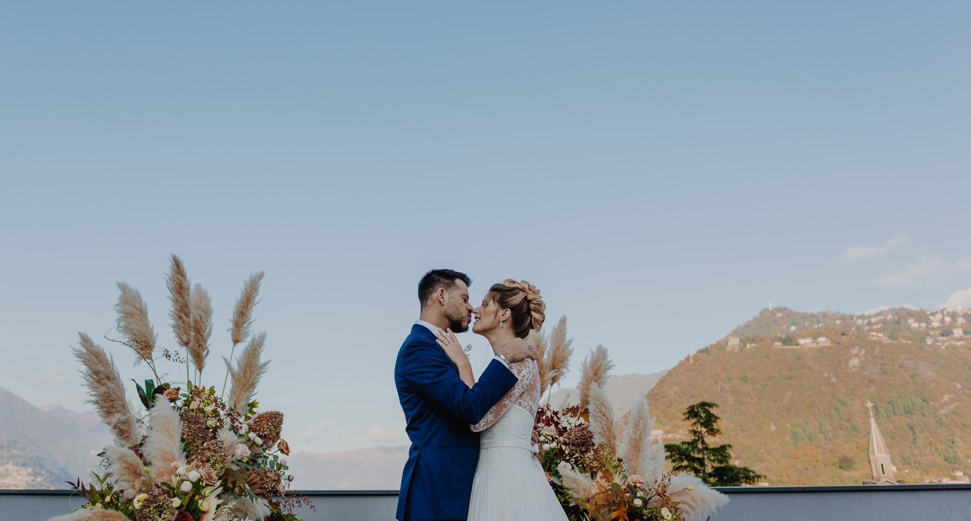 elopement vows renewal hilton lake como