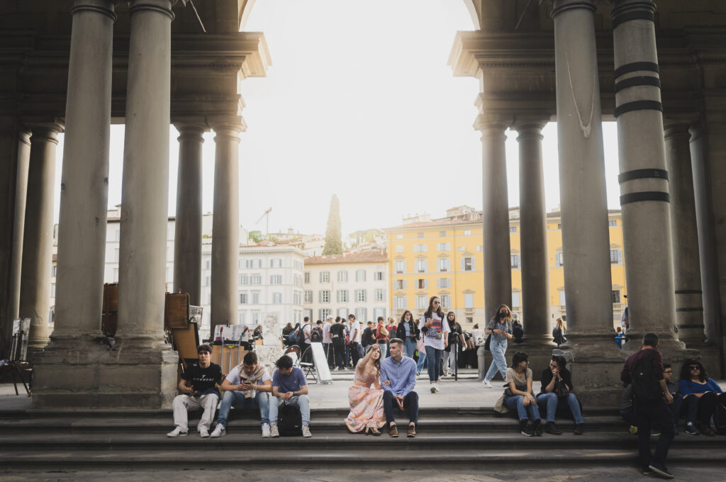 Engagement in Florence Uffizi
