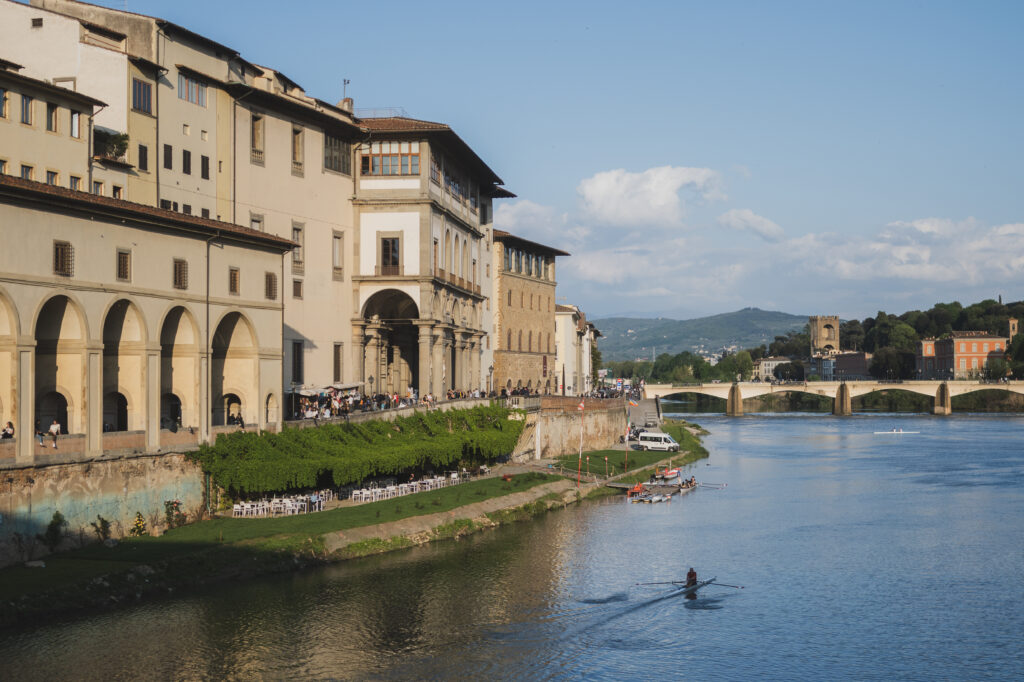 proposal in florence Ponte Vecchio